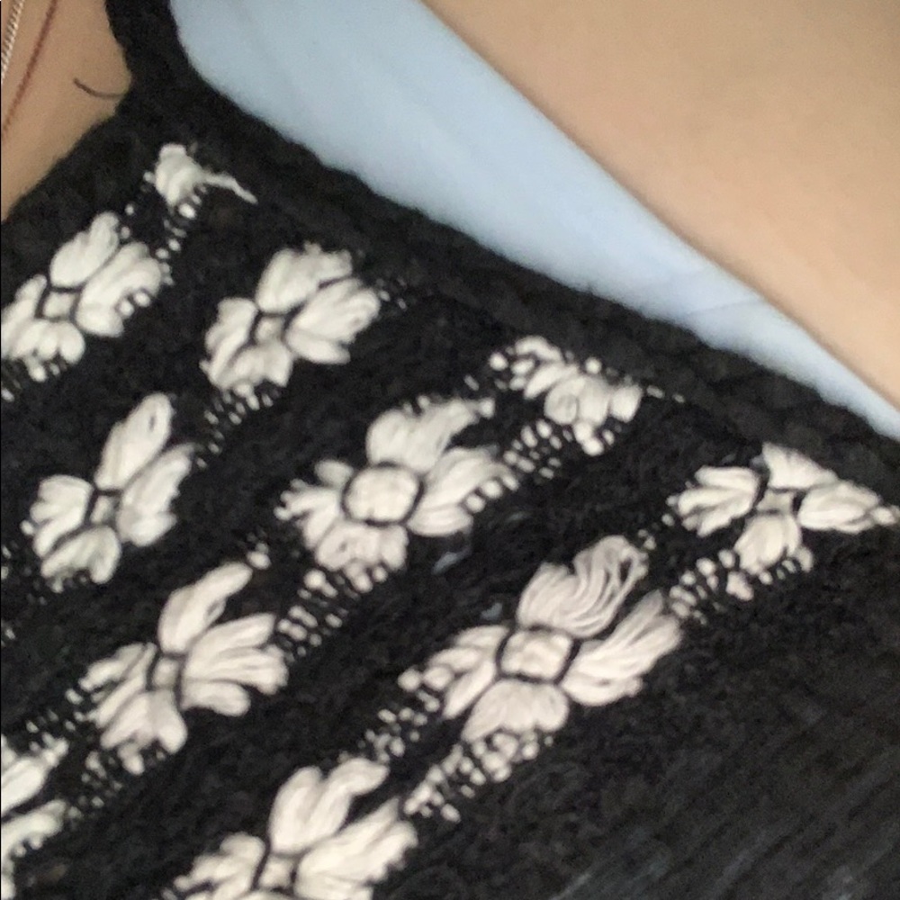 Super cute halter top!